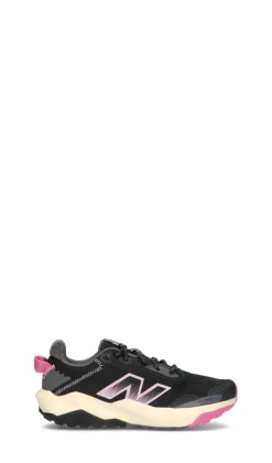 NEW BALANCE Sneaker ragazza nera